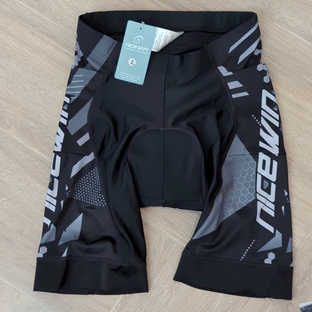 Mens Cycling Shorts NWT Size Large